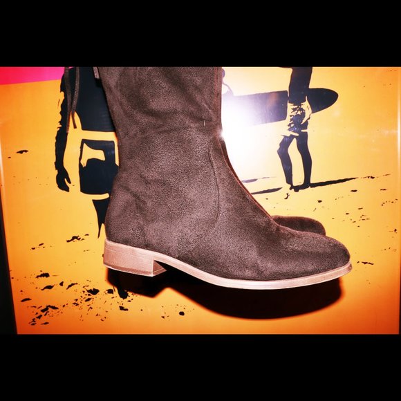 Journee Collection Mount Over The Knee Boot / 7.5 - Picture 3 of 5